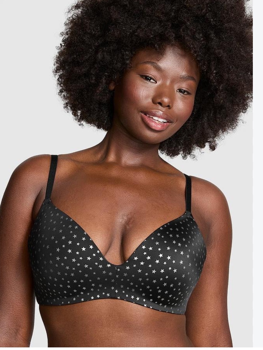 NWT VS Wear Everywhere Wireless Push Up Bra Black Star Print 32DD